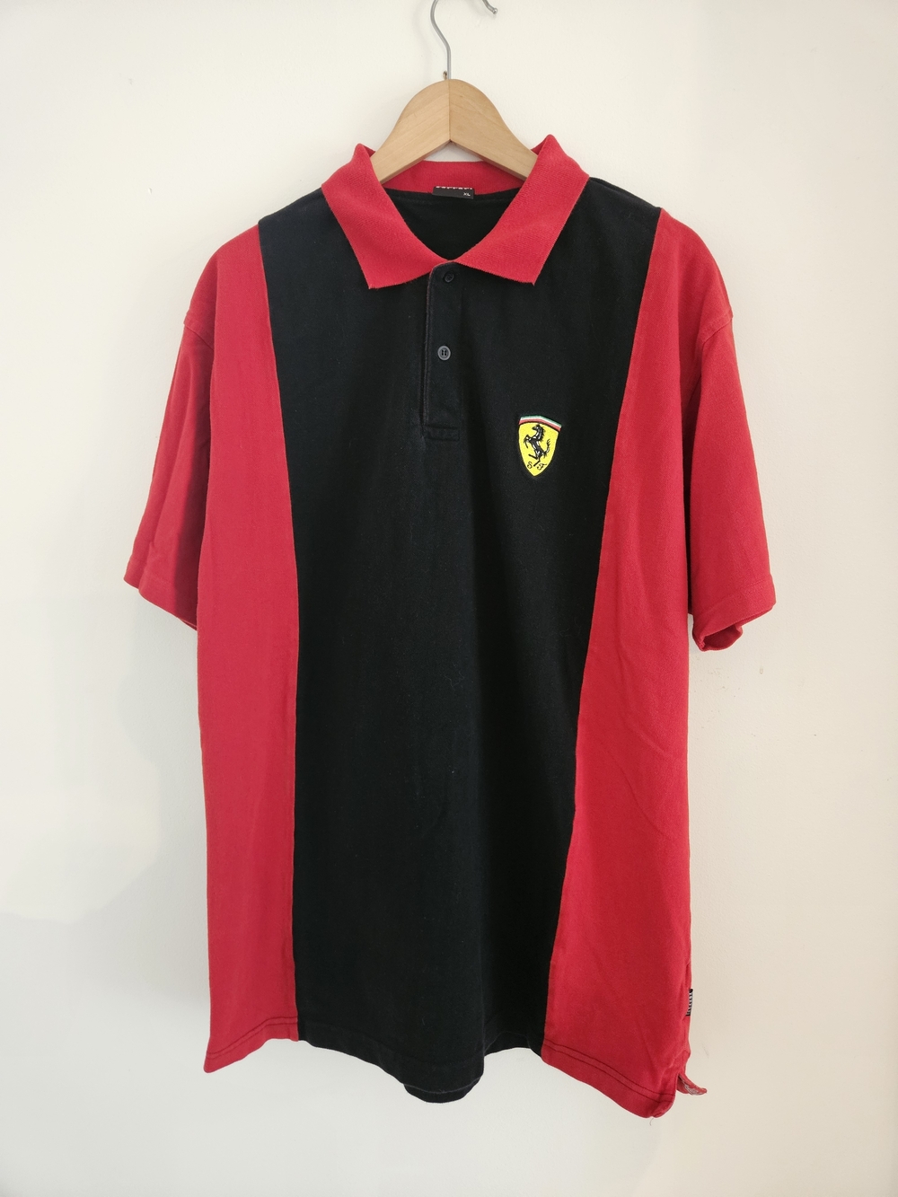 Vintage Ferrari Polo Shirt Mens Extra Large Red Black Panel Shield Logo 2002